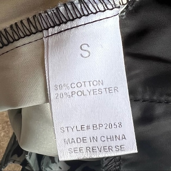 High-Waist Leopard Print Shorts - Picture 4 of 5